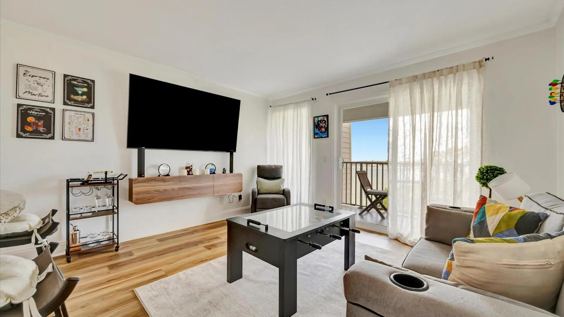 Hébergement de vacances Sunset On The Bay Designer Condo With Private Balcony And Hotel Heated Pool Tampa